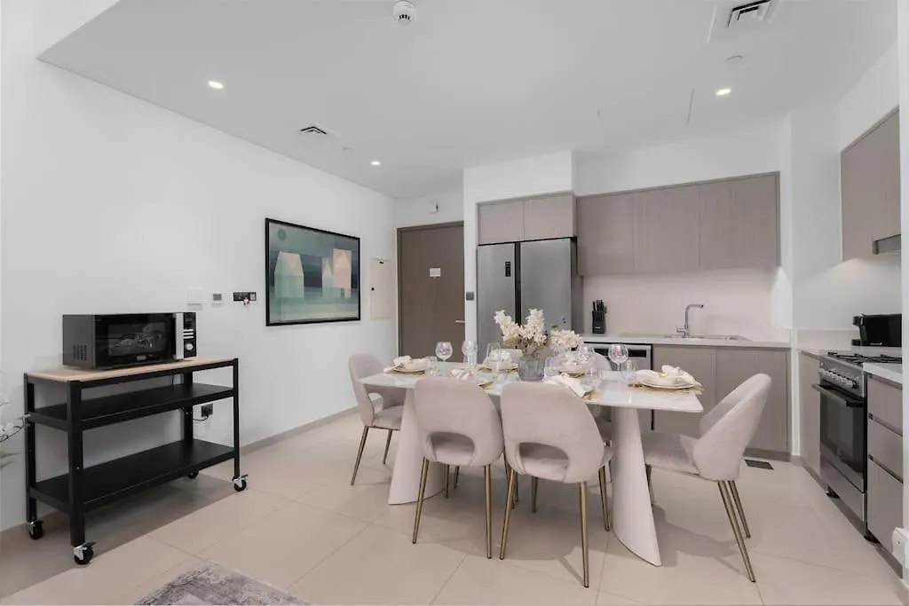 Nasma Luxury Stays - Prime Dubai Apt With Unrivaled Burj Khalifa Views 0*,