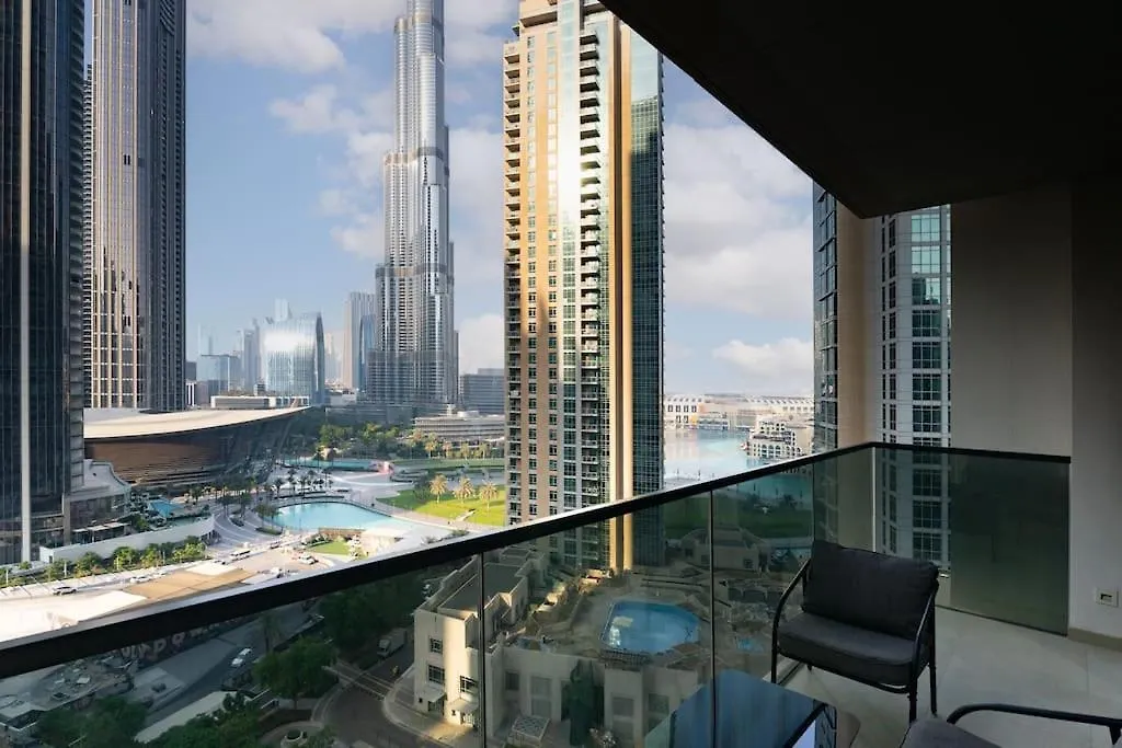 Nasma Luxury Stays - Prime Dubai Apt With Unrivaled Burj Khalifa Views 0*,  Émirats arabes unis